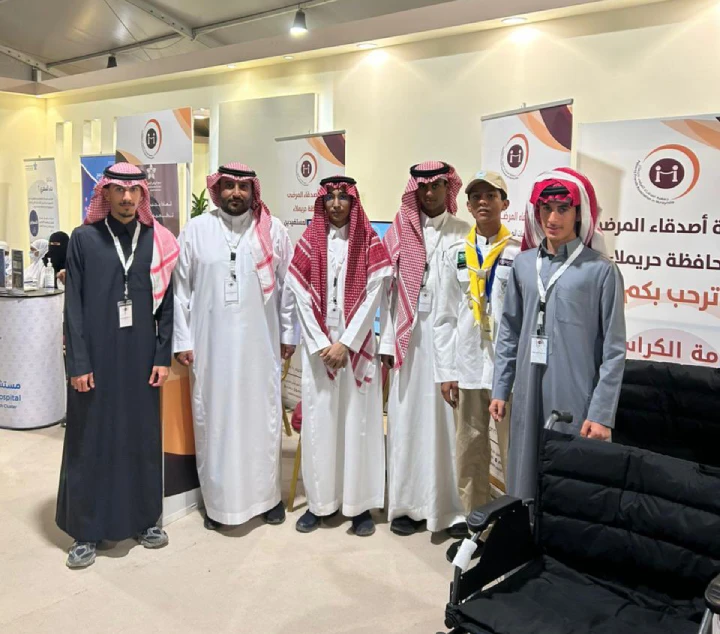 زيارة سعادة محافظ حريملاء الاستاذ مسلط بن سعيدان لجناح جمعية أصدقاءالمرضى